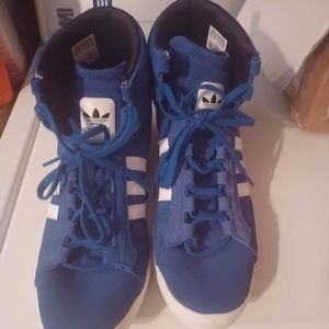 Women's Adidas wedge sneakers size 9in a half